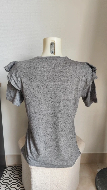 Gray t-shirt with small shoulder pads rock look Size 38 - Jennyfer – photo 6